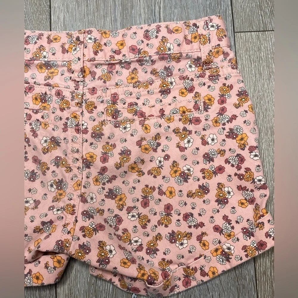 The Children’s Place Girl Floral Shorts Size 5